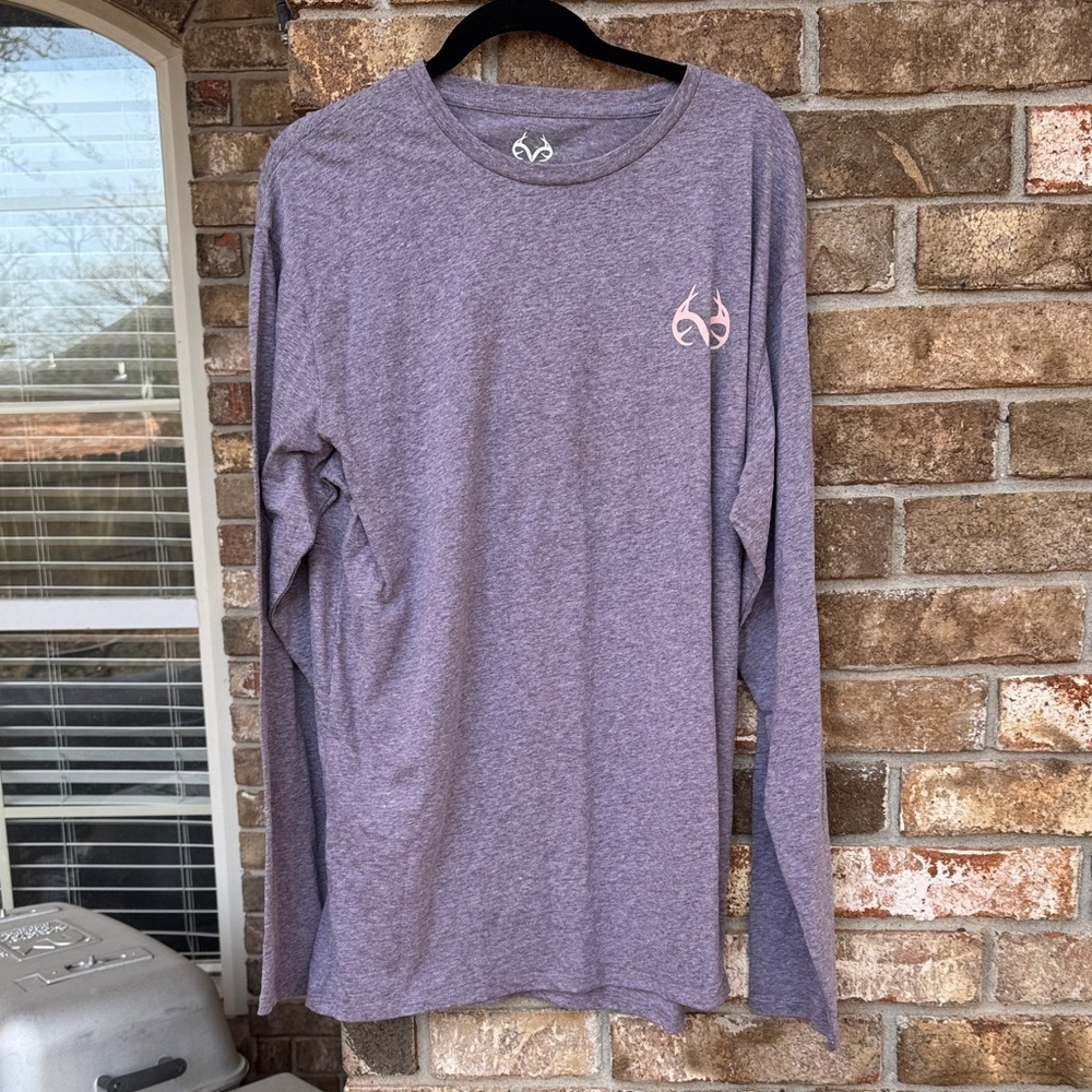 NWOT Realtree Heathered Lavender Buck Graphic Long Sleeve Tee size XL